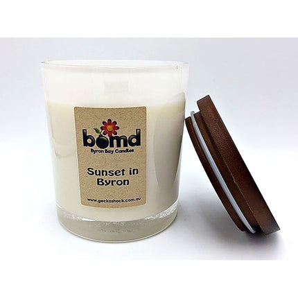 Mind Body & Soul Clarity Bath Soak Relaxation Set with Byron Sunset Soy Candle in glass jar with wooden lid