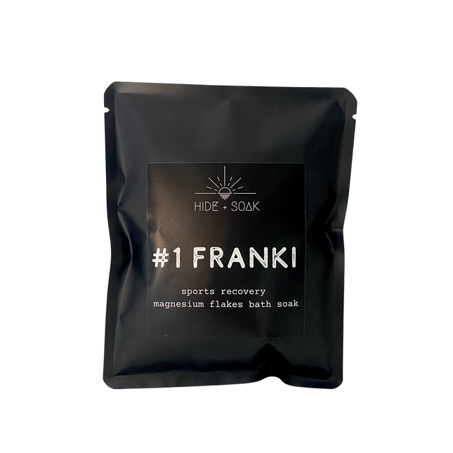 Black pack of Franki #1 - Sports Recovery - Magnesium Flakes Bath + Foot Salts | Single Use Pack 150g with white label text